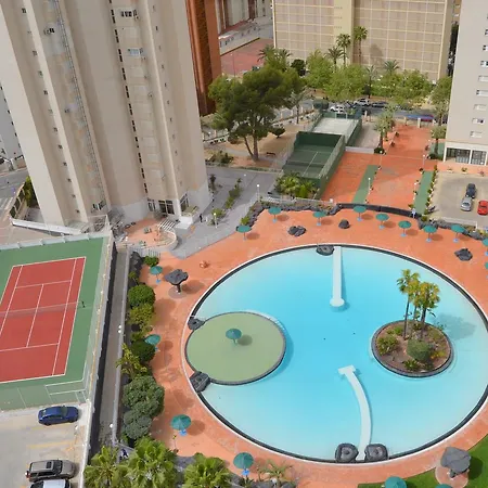 Edificio Montecarlo Vacanza By Sonneil בנידורם