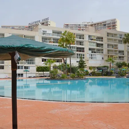 Edificio Montecarlo Vacanza By Sonneil בנידורם